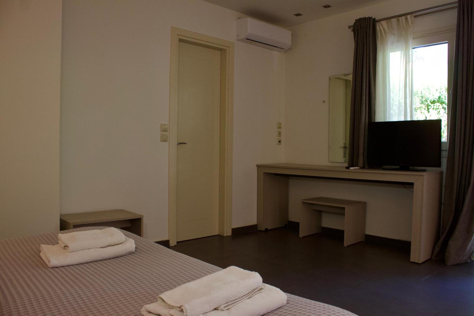 Makris Yialos Apartments Lassi  Exterior foto